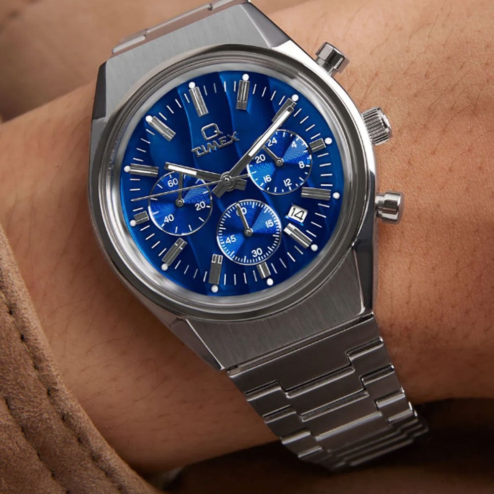 Q Falcon Eye Chronograph 40mm Stainless Steel Bracelet Watch - Blue