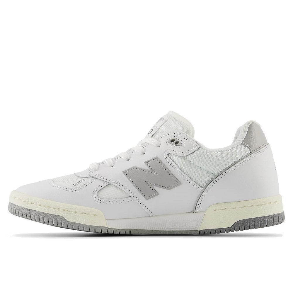 NM600 - Wht/Raincld