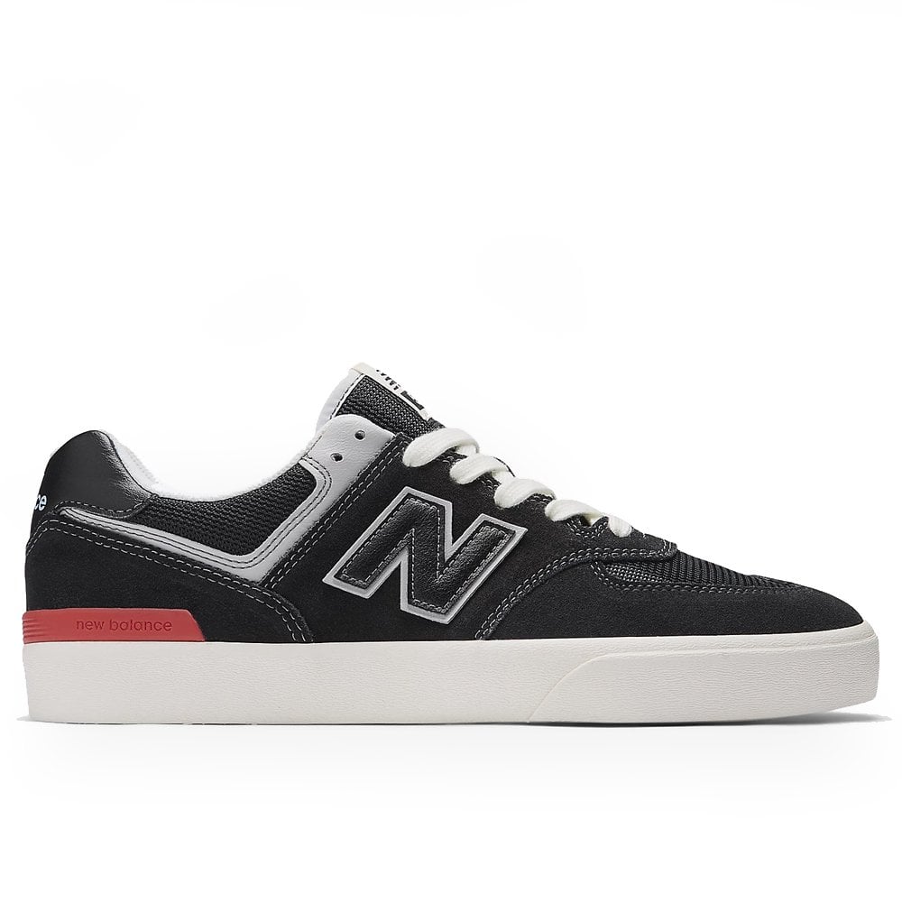 Numeric 574 - Black/White