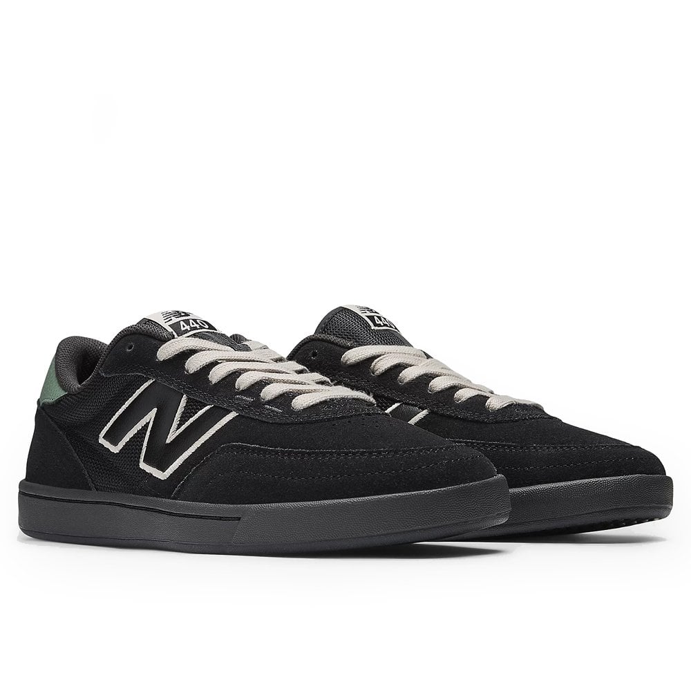 NM440 V2 - Blk/Blk/Wht