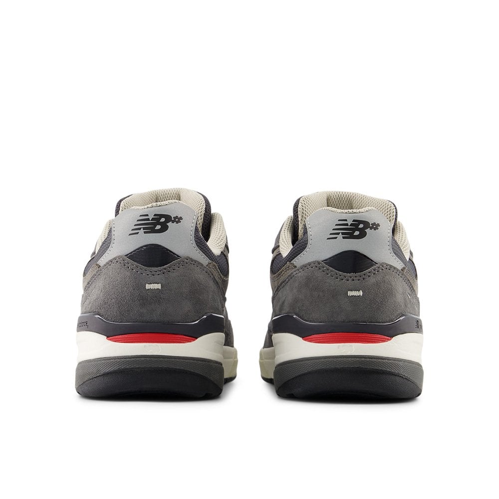 NM933 'Andrew Reynolds' - Dk Gry/White