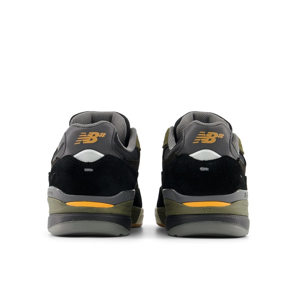 NM933 'Andrew Reynolds' - Blk/Dk Olive