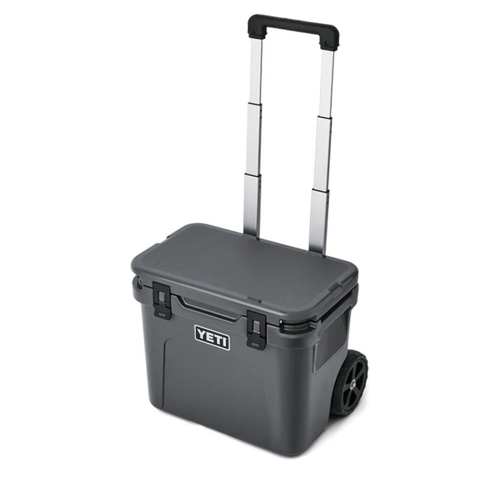 Roadie 32 Wheeled Cool Box - Charcoal