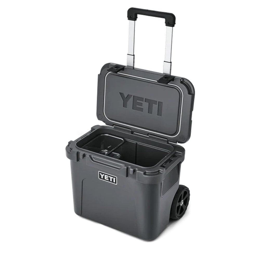 Roadie 32 Wheeled Cool Box - Charcoal