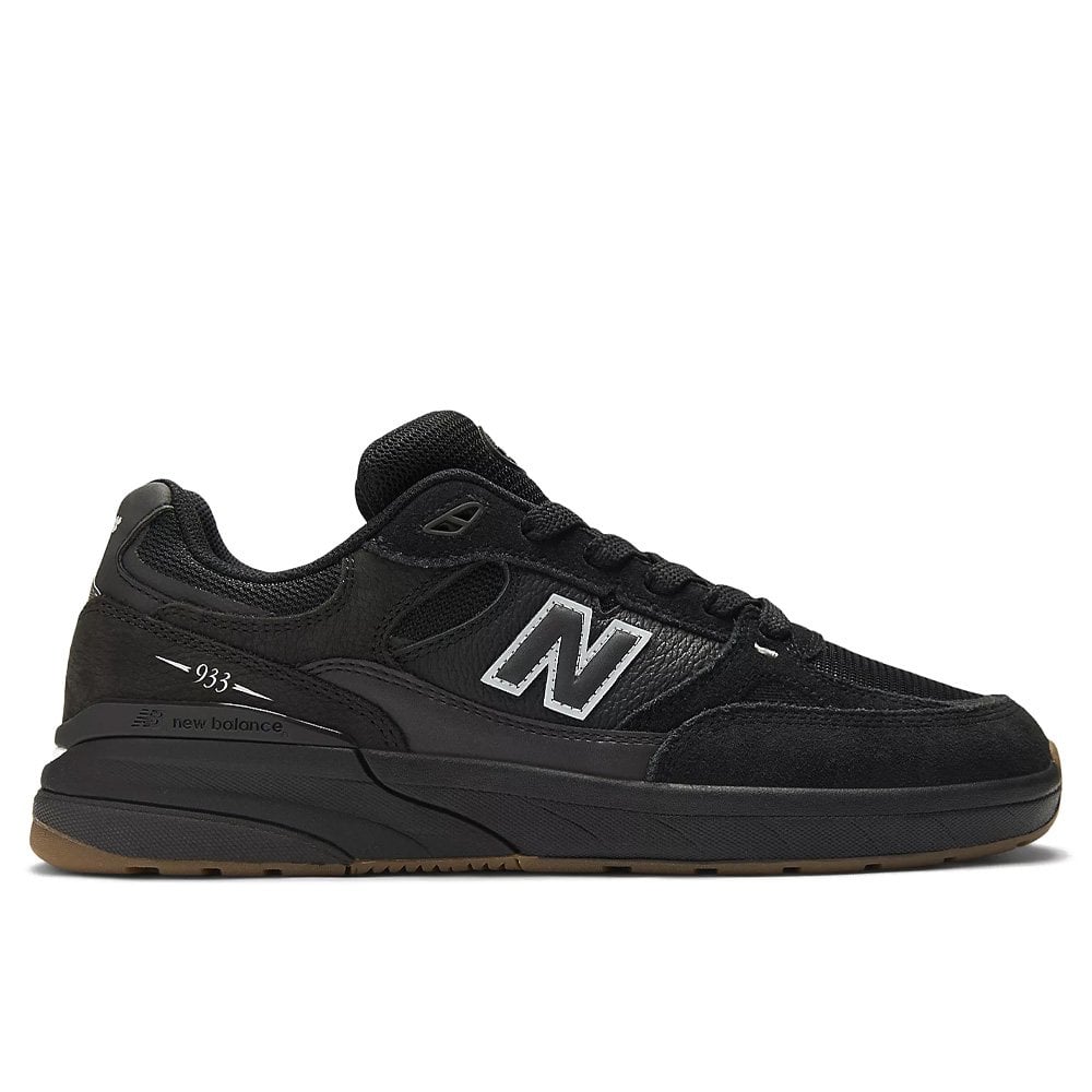 NM933 'Andrew Reynolds' - Black/Black