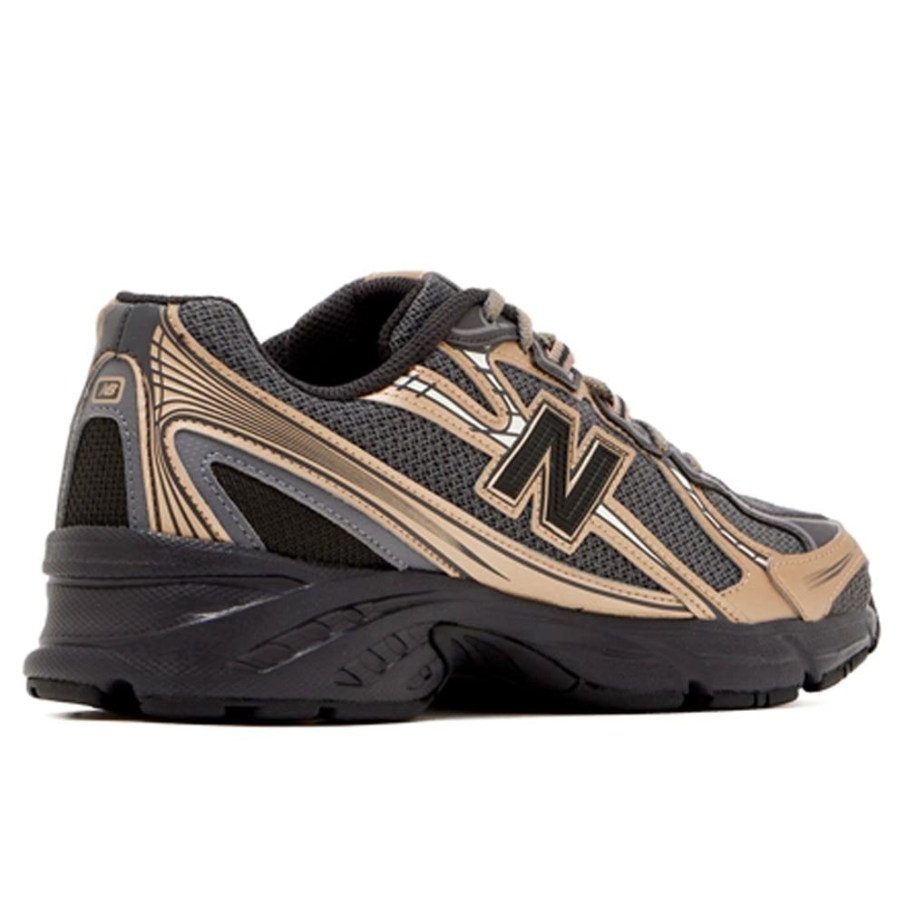 U740 - Blk/Blk Cmnt