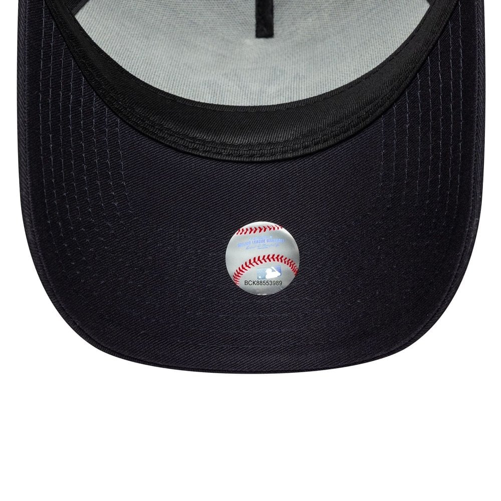 New York Yankees MLB Outline 9FORTY E-Frame Trucker Cap - Navy