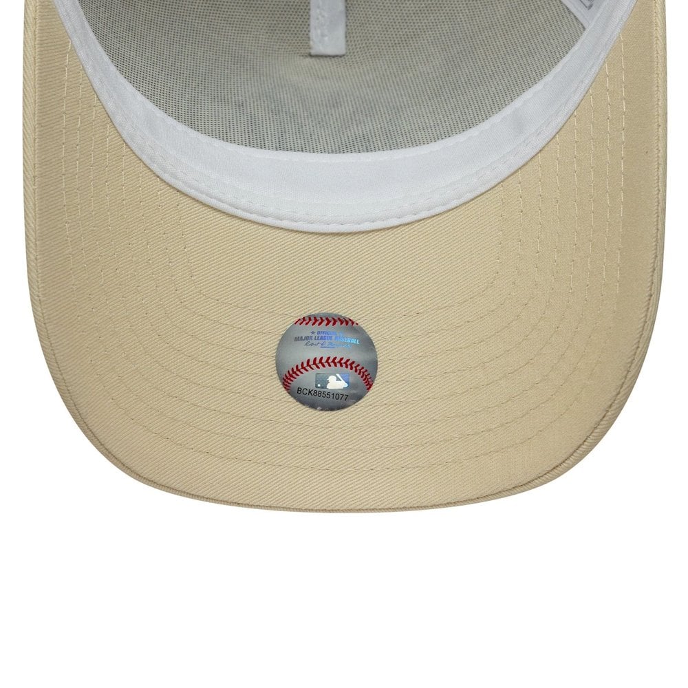 New York Yankees MLB Outline 9FORTY E-Frame Trucker Cap - Cream