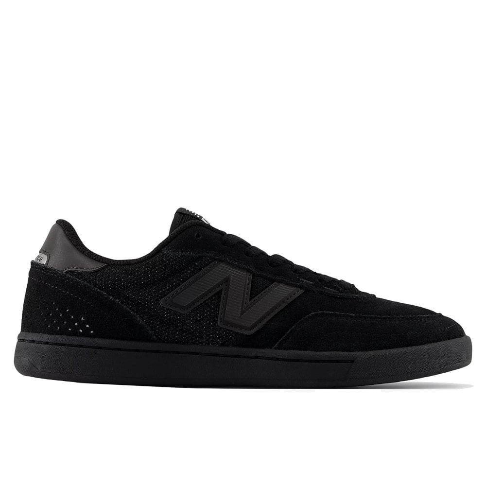 UN440 - Black/Black