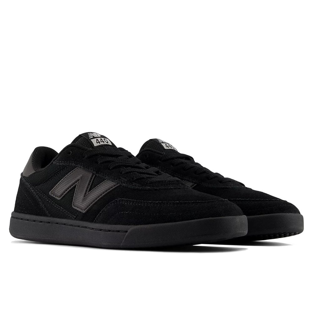 UN440 - Black/Black