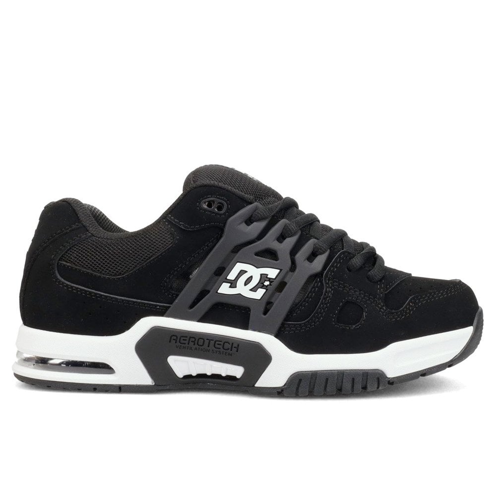 AT-2  - Black/White